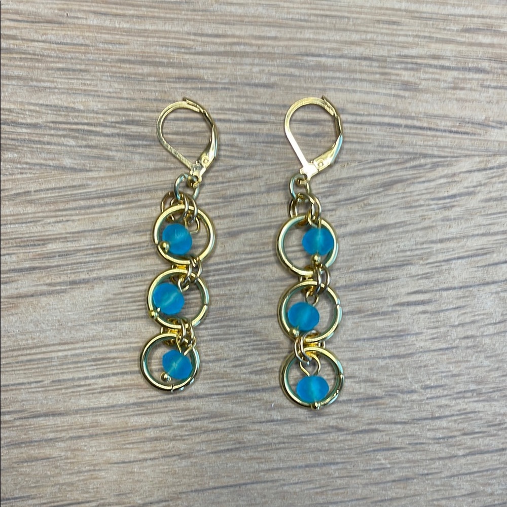 HAND CRAFTED EARRINGS BALL DROP DANGLE PIERCED Ocean Blue Beads Gold Rings Hoop - Picture 4 of 12
